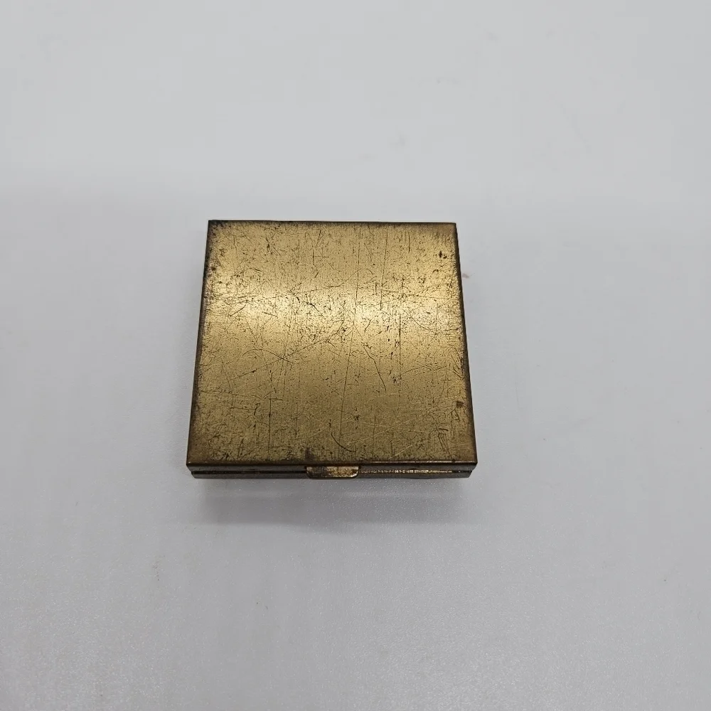 vintage mother of pearl inlay powder compact with pagoda